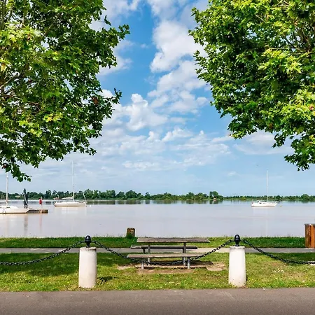 Le Long Du Fleuve - Appt Avec Balcon Vue Fleuve Apartamento *